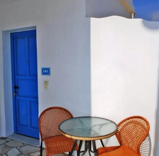 Koralli Apartmán Tínos