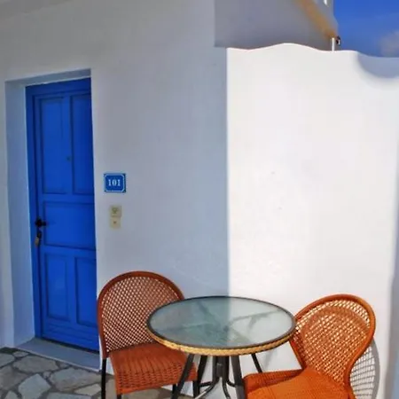 Koralli Apartmán Tínos
